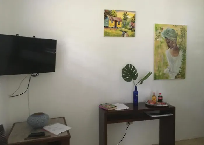 Apartment Ginger Mango Garden Cottage - Beach-5Min Drive, 1 Hr Montego Bay, 25 Mins Ocho Rios Runaway Bay