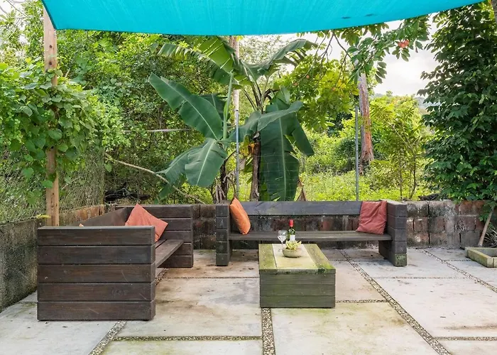 Ginger Mango Garden Cottage - Beach-5Min Drive, 1 Hr Montego Bay, 25 Mins Ocho Rios Runaway Bay