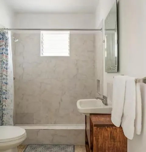 Ginger Mango Garden Cottage - Beach-5Min Drive, 1 Hr Montego Bay, 25 Mins Ocho Rios *