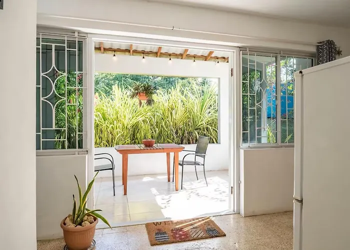 Apartment Ginger Mango Garden Cottage - Beach-5Min Drive, 1 Hr Montego Bay, 25 Mins Ocho Rios